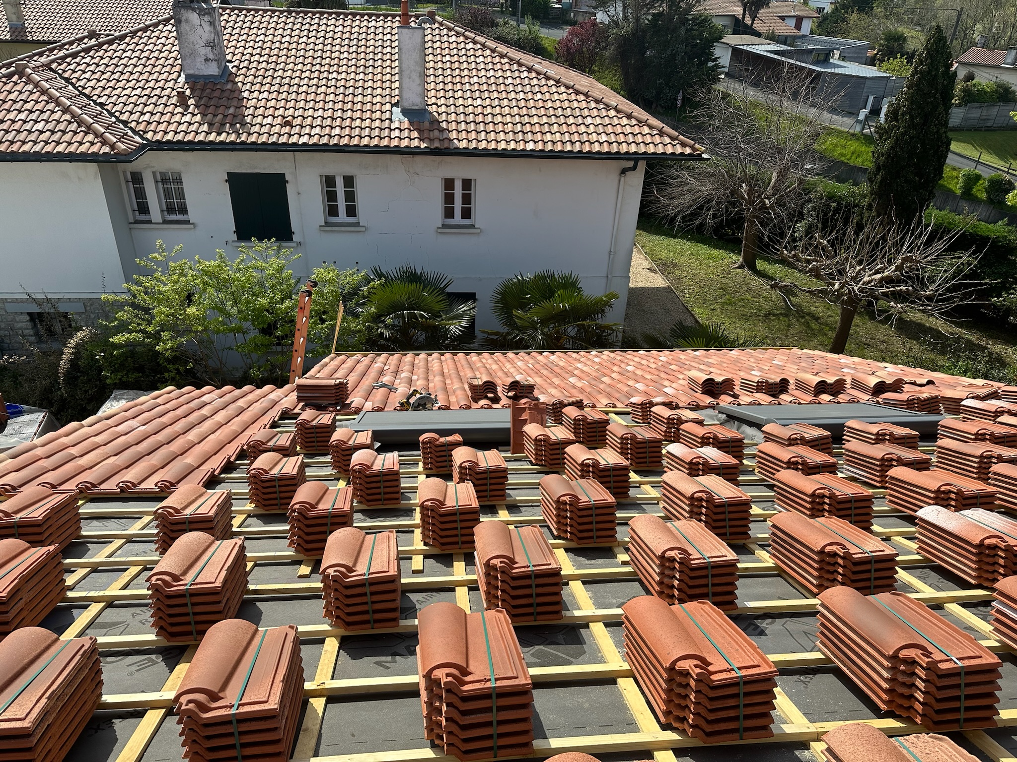 Rénovation Toiture tuile au pays basque 