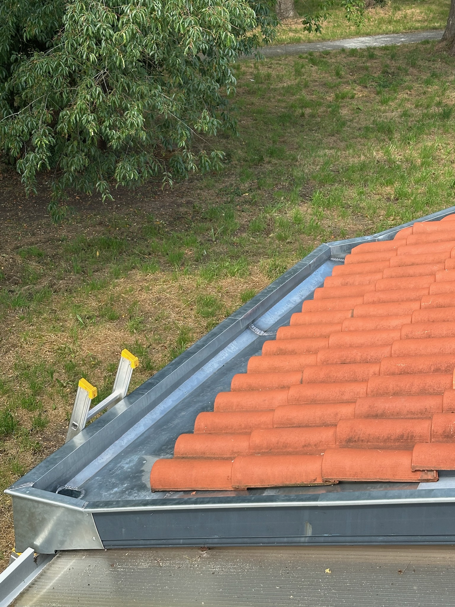 Gouttières en zingue